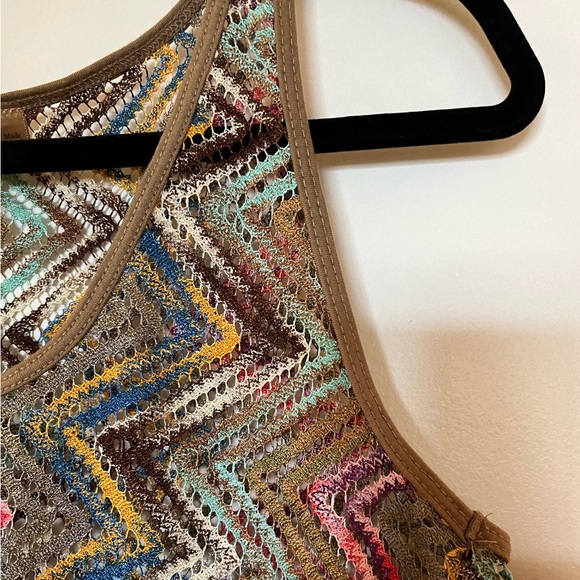 3/$25•BKE Mesh tank NWOT - Picture 4 of 6